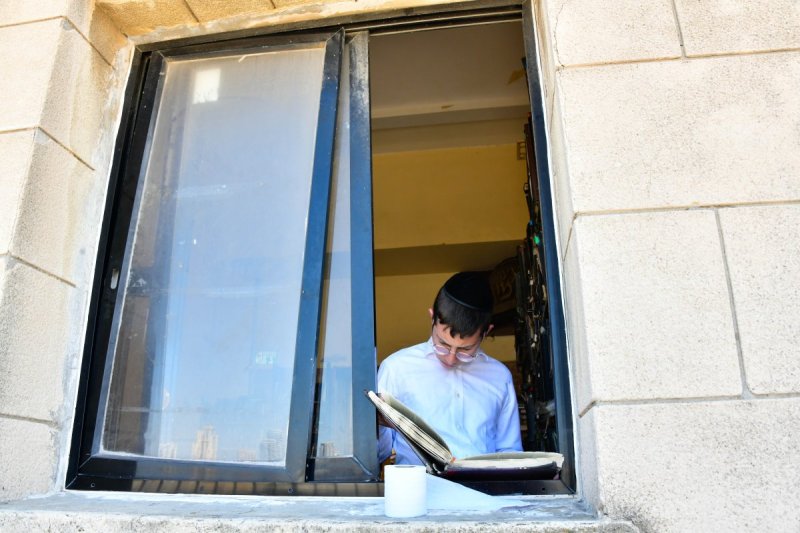 שוקי לרר