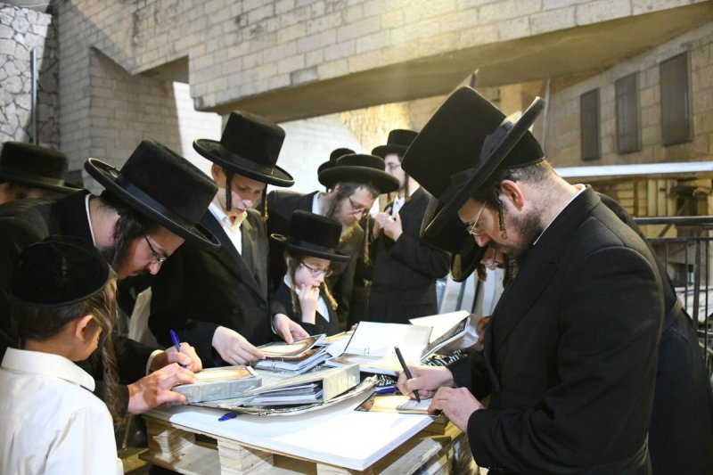 שוקי לרר