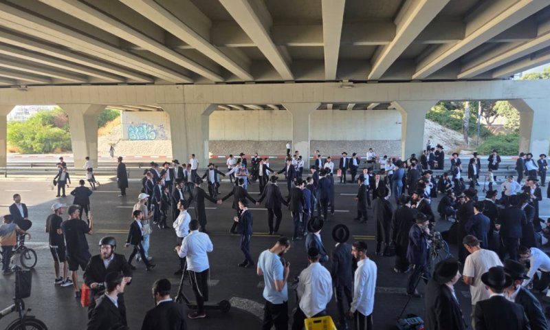 הגר"ע אוירבך הורה: מחאות ענק מחר בירושלים ובגוש דן
