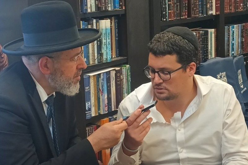 באדיבות המצלם
