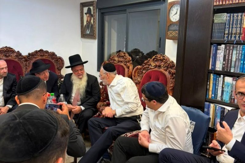 באדיבות המצלם