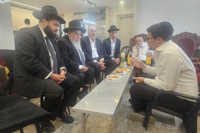 באדיבות המצלם