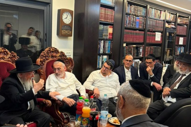 באדיבות המצלם