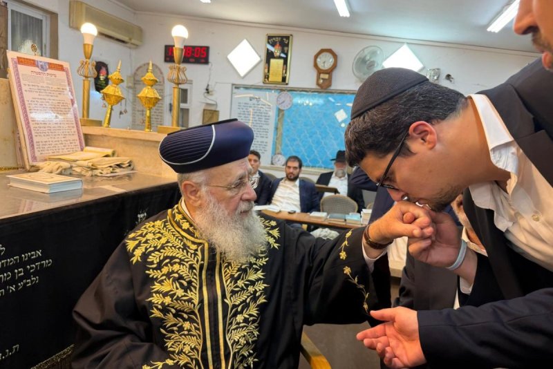באדיבות המצלם