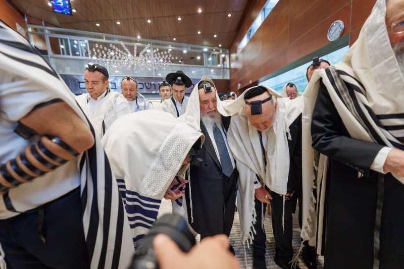 דניאל נפוסי ומאיר זלזניק