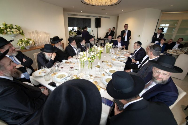 דניאל נפוסי ומאיר זלזניק