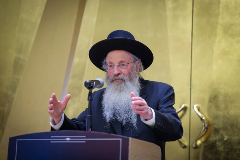 דניאל נפוסי ומאיר זלזניק