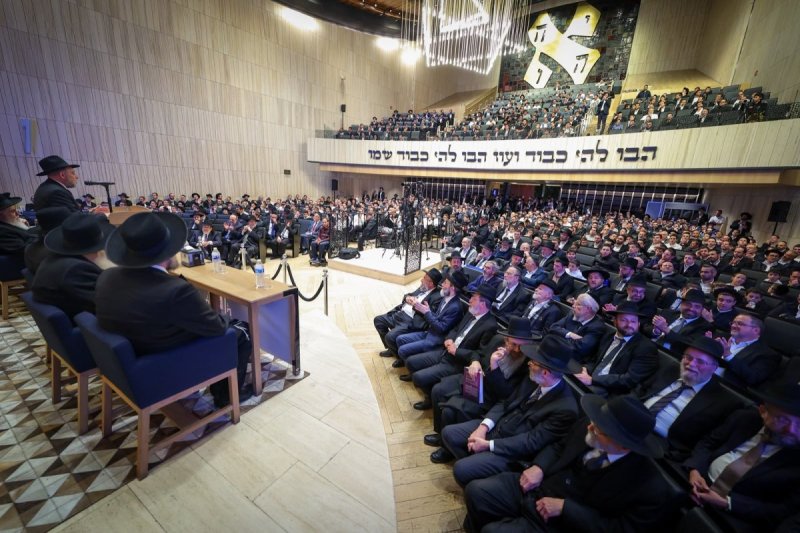 דניאל נפוסי ומאיר זלזניק