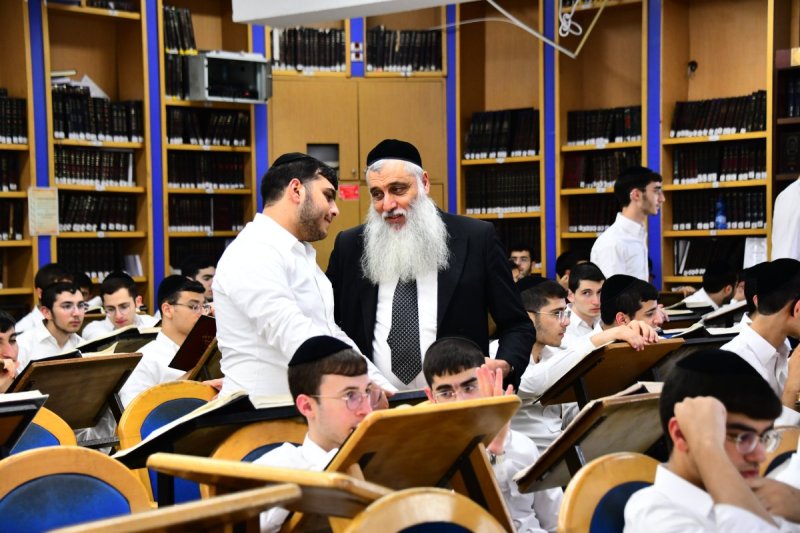 שוקי לרר