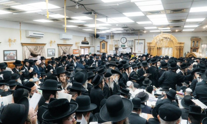 מהפכת "שטיבלאך" מסביב לשעון והיכל תורה מפואר בקלויז הספרדי