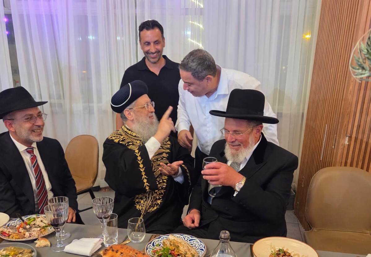באדיבות המצלם