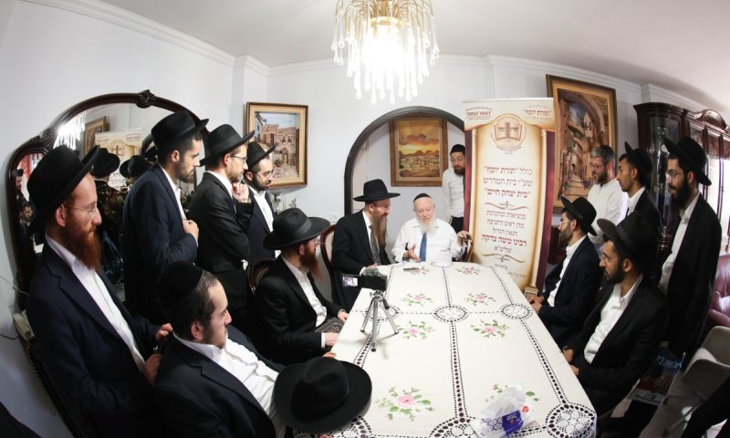 האברכים מביתר התקבלו אצל גדולי ישראל בירושלים לקראת השנה החדשה