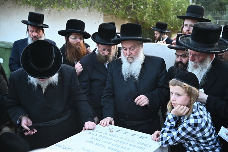 שוקי לרר