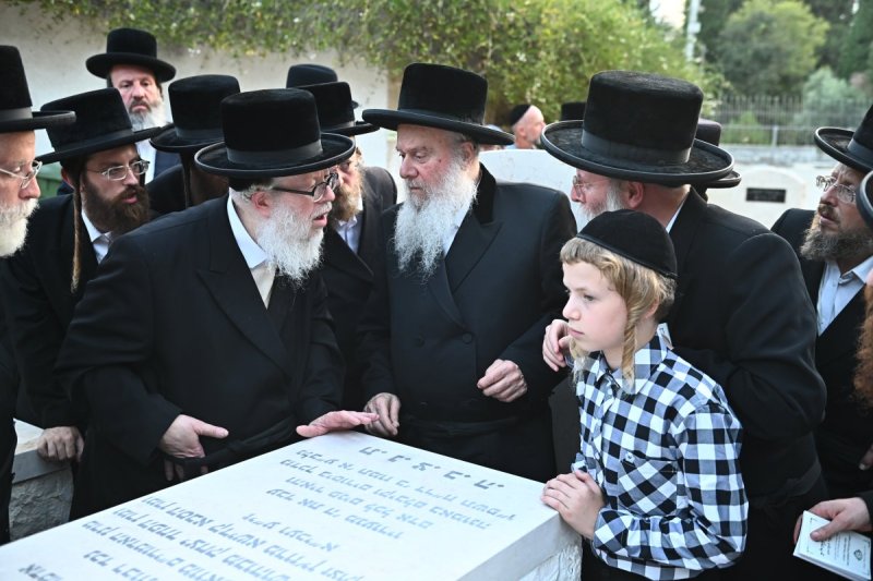 שוקי לרר
