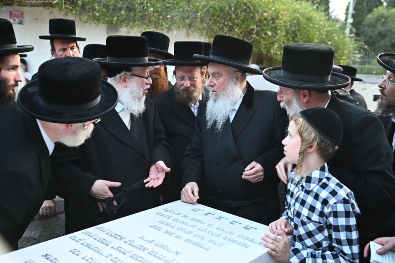 שוקי לרר