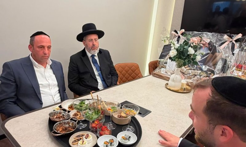 במעמד הרב הראשי וראש העיר: משרד התיווך "אוסטרי" חנך את משכנו החדש בבית שמש