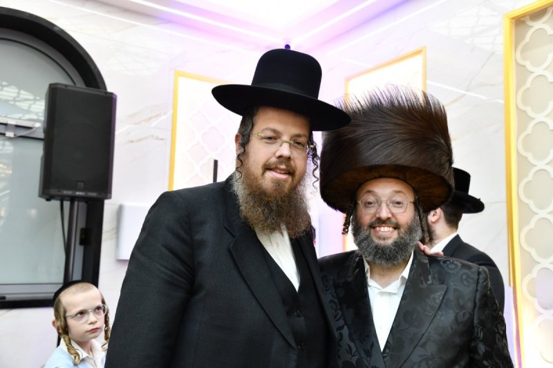 שוקי בריכטא