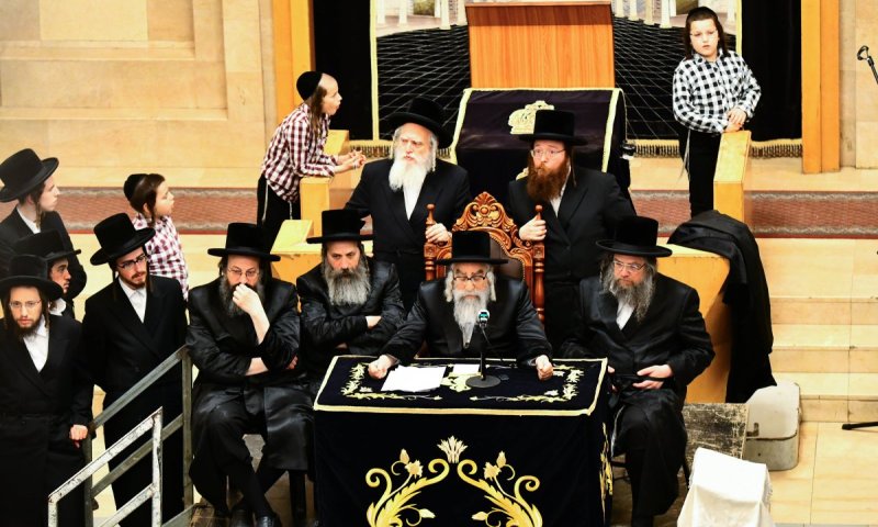 ממונסי לבני ברק: האדמו"ר מויז'ניץ מסר שיחה הכנה ועלה לציון | תיעוד