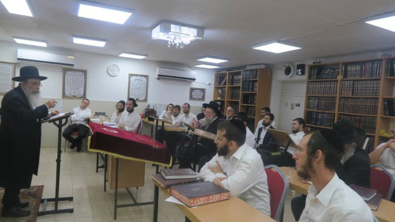 באדיבות המצלם