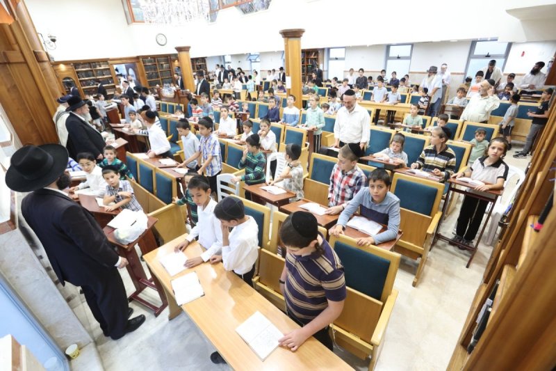 באדיבות המצלם
