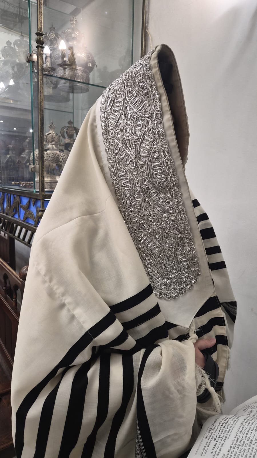באדיבות המצלם