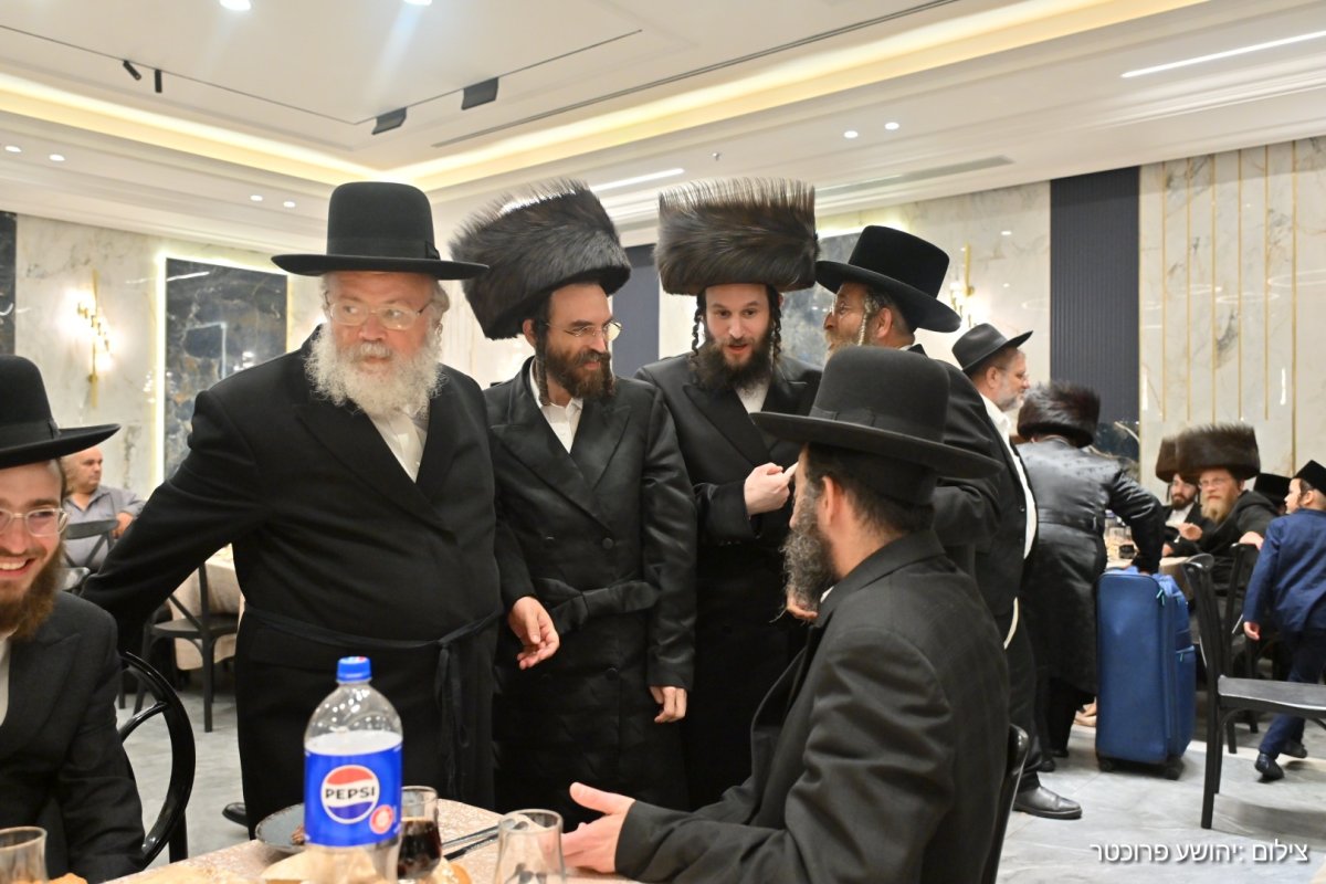 באדיבות המצלם