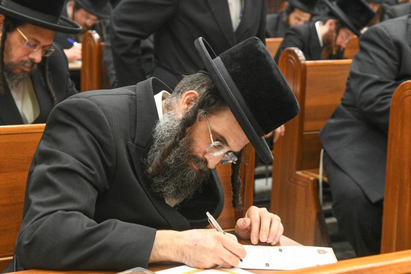 ארי קופרשטוק