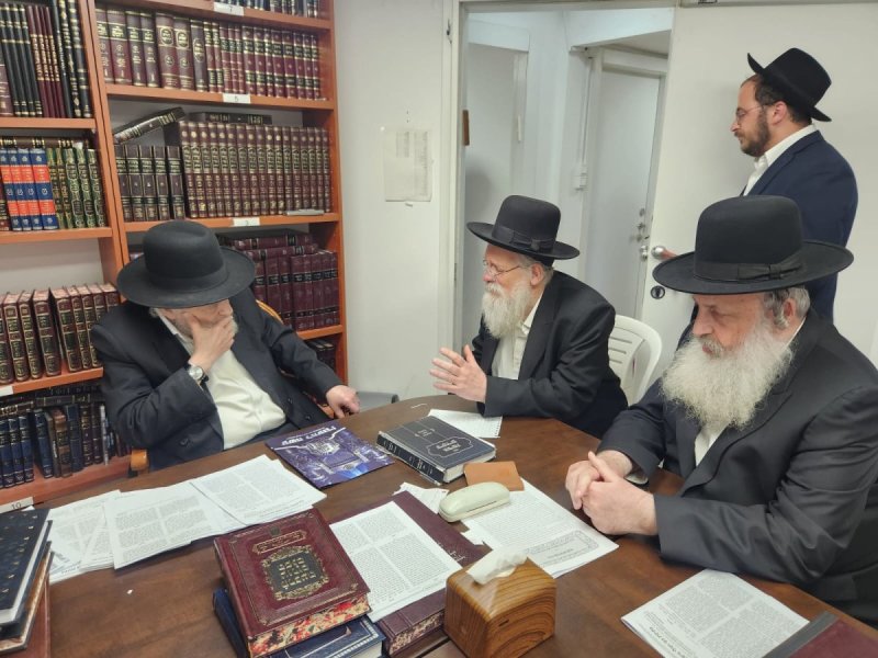 יח"צ