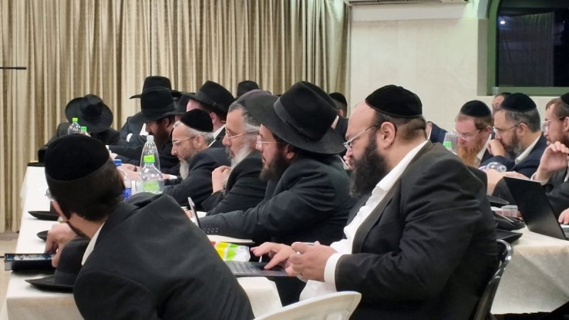 באדיבות המצלם