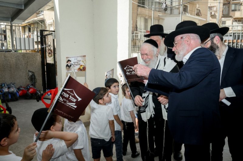 מנדי רוט, דברי חמד