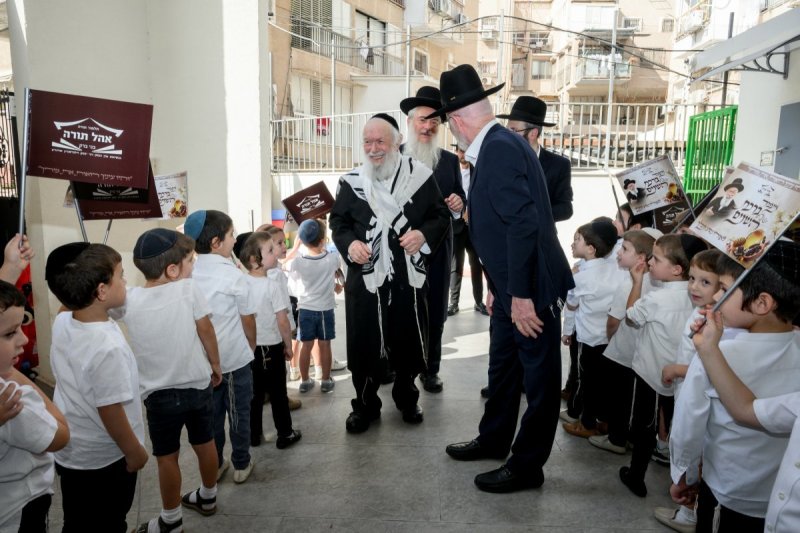 מנדי רוט, דברי חמד