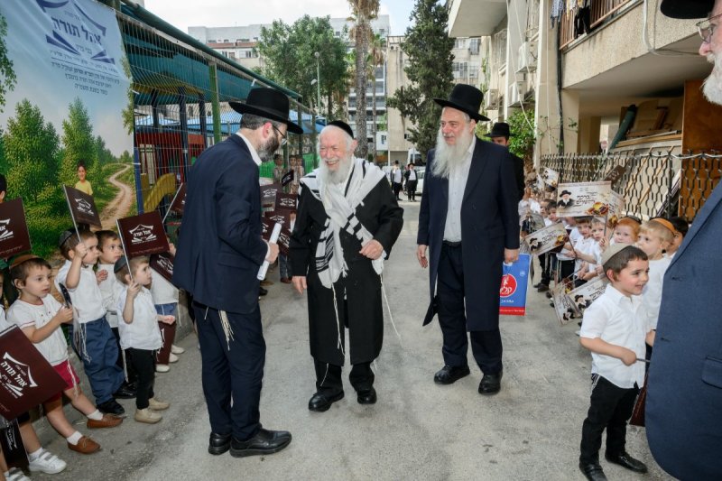 מנדי רוט, דברי חמד