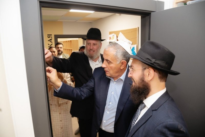 לוי נאזרוב