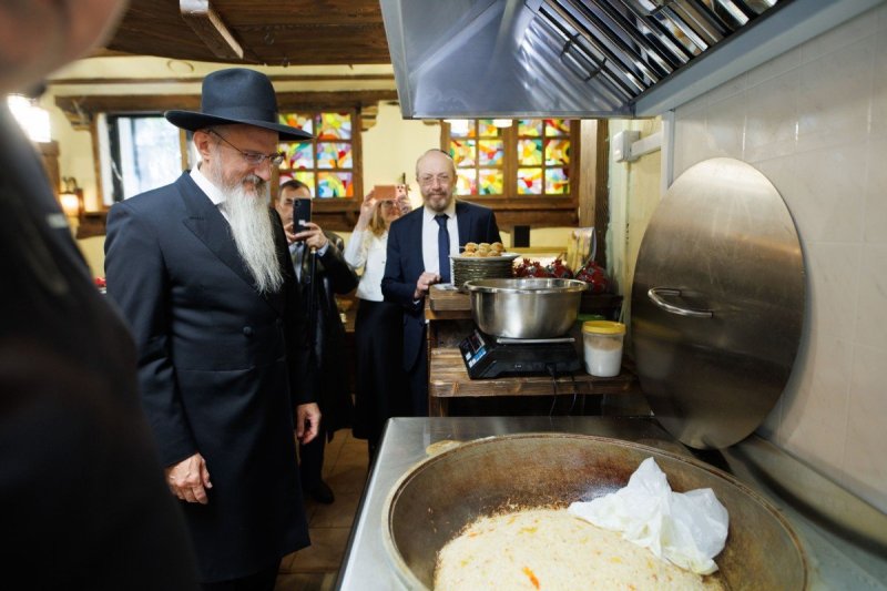 לוי נאזרוב