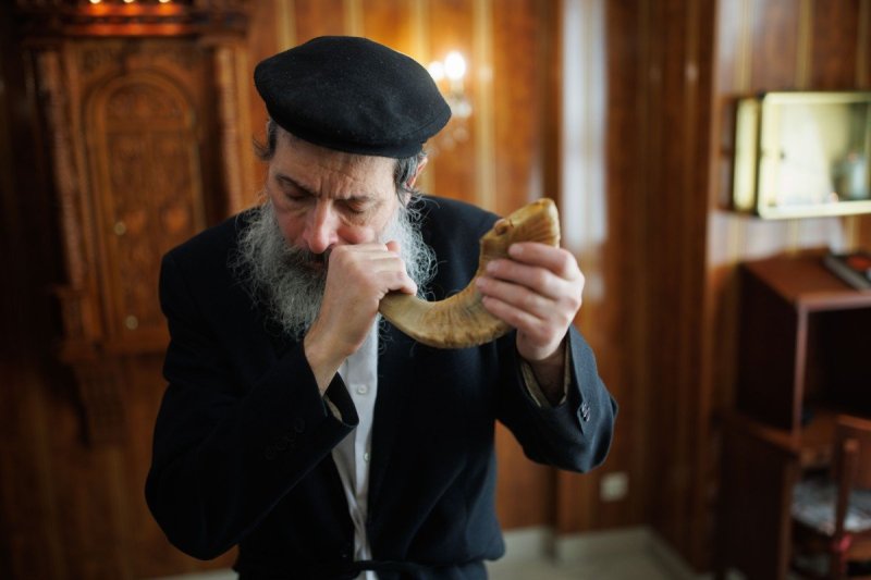 לוי נאזרוב