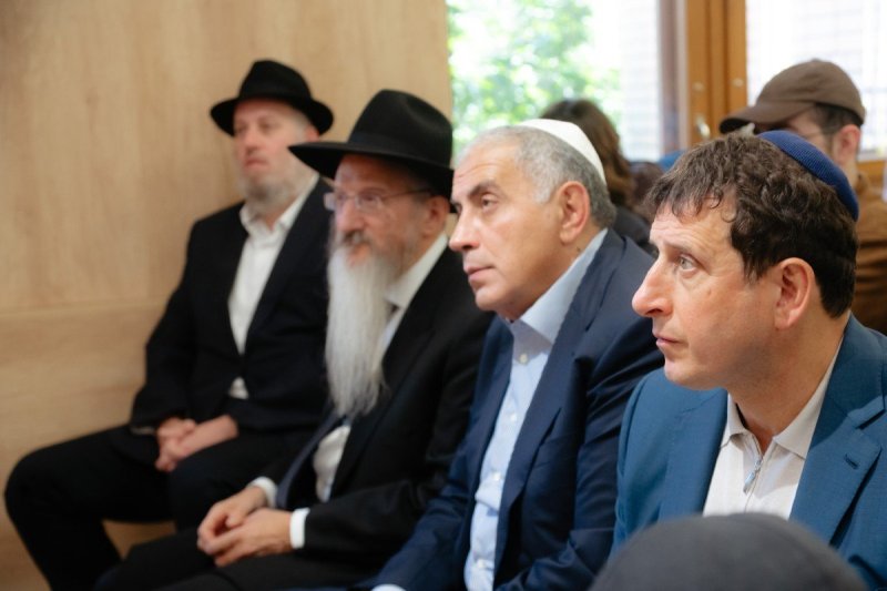 לוי נאזרוב