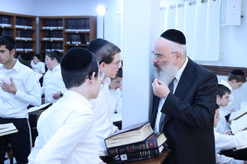 בצליל ובזמר הפקות