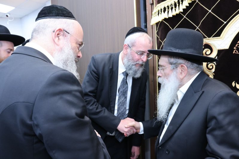 בצליל ובזמר הפקות