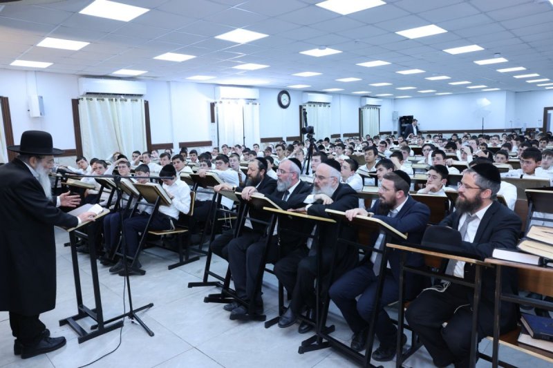 בצליל ובזמר הפקות