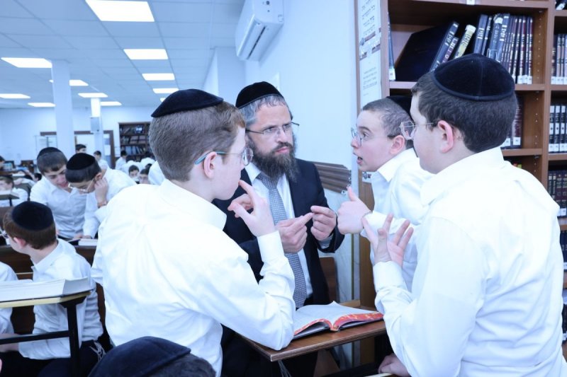 בצליל ובזמר הפקות