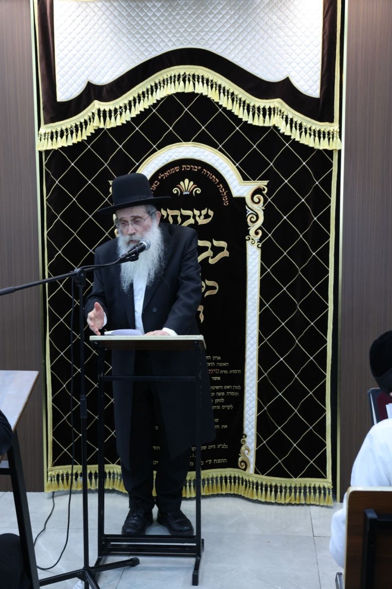בצליל ובזמר הפקות