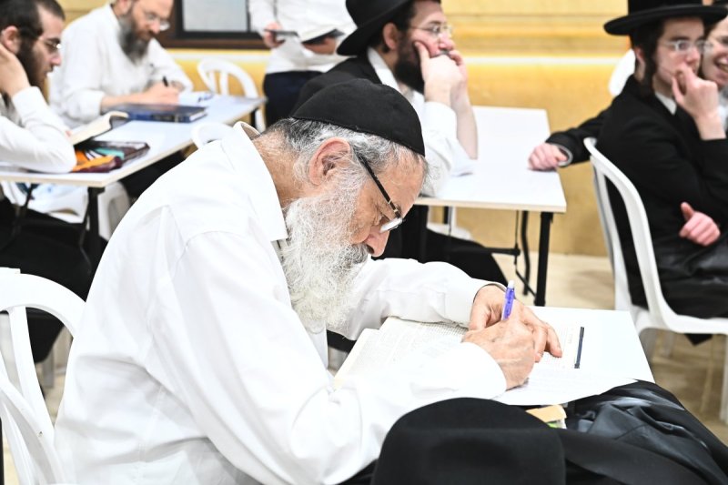 שוקי לרר
