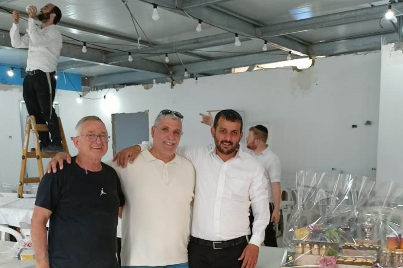 באדיבות המצלם