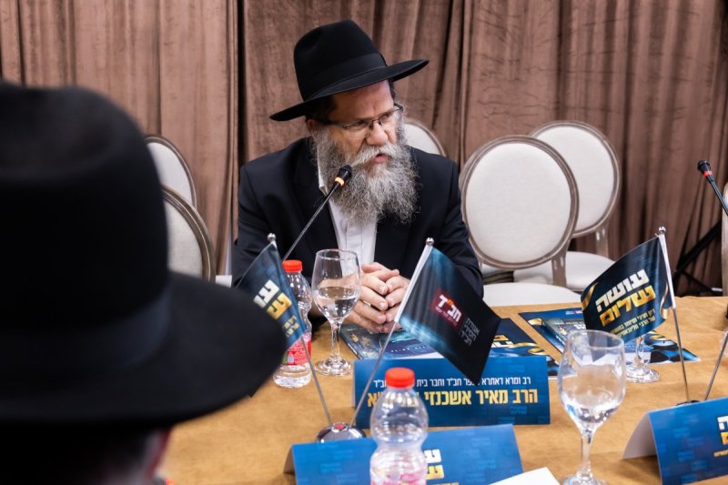 מנדי טויטו