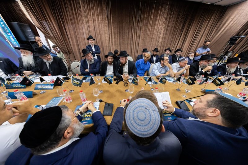 מנדי טויטו