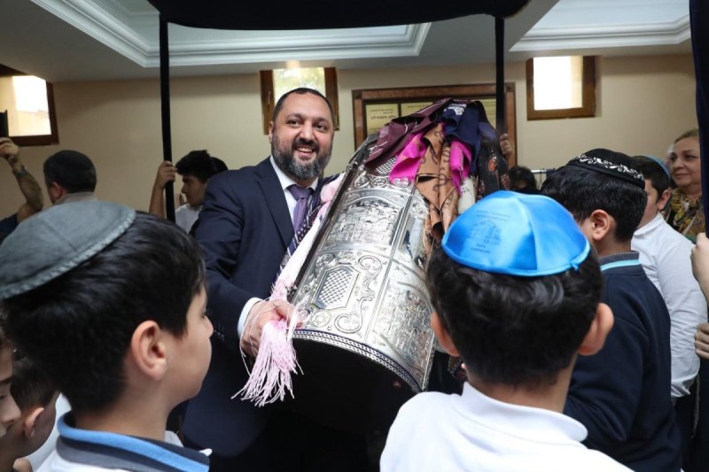 באדיבות מזכירות הקהילה היהודית באקו