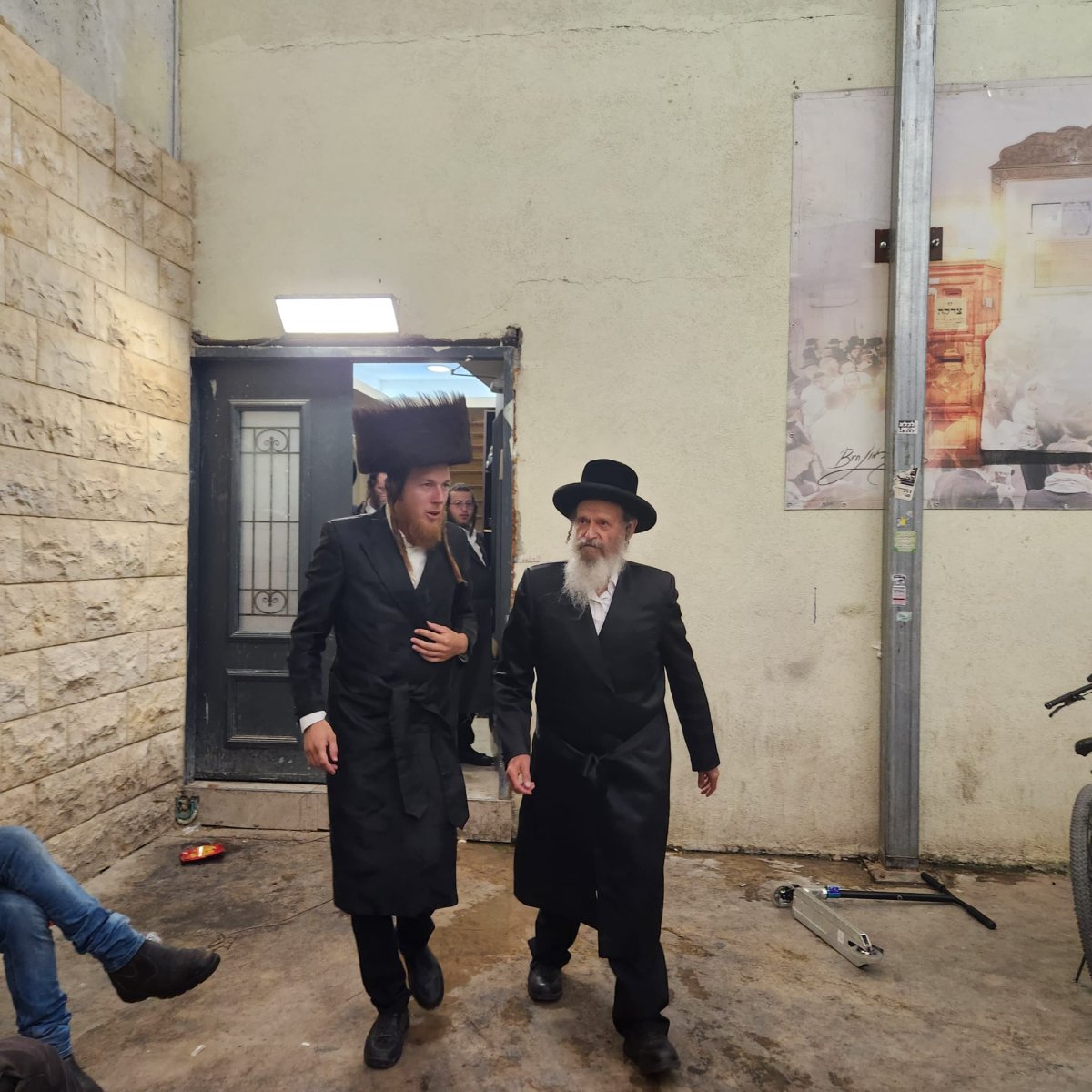 באדיבות המצלם
