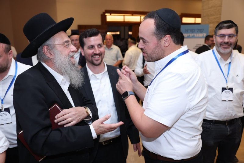  יעקב נחומי