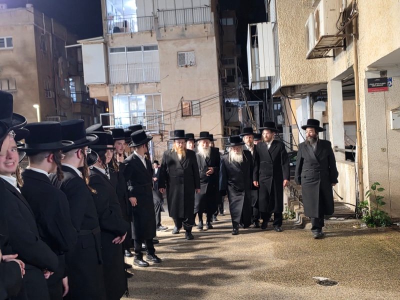 באדיבות המצלם