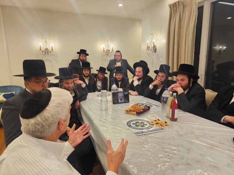 באדיבות המצלם
